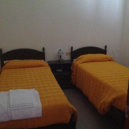 Il Sentiero Hotel Ostra Vetere Ruang foto