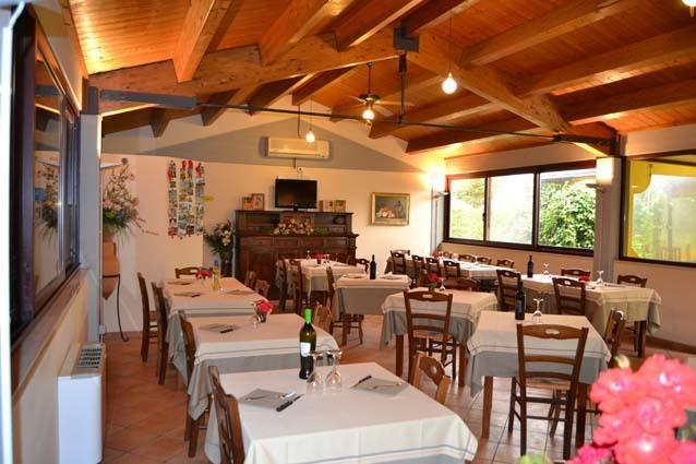 Il Sentiero Hotel Ostra Vetere Bagian luar foto