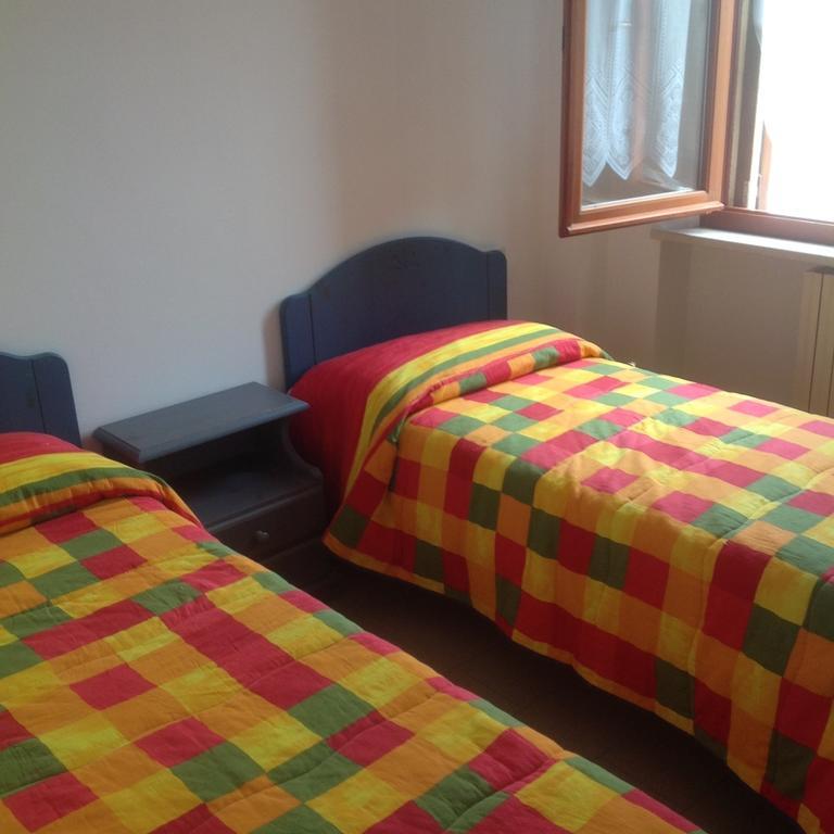 Il Sentiero Hotel Ostra Vetere Ruang foto