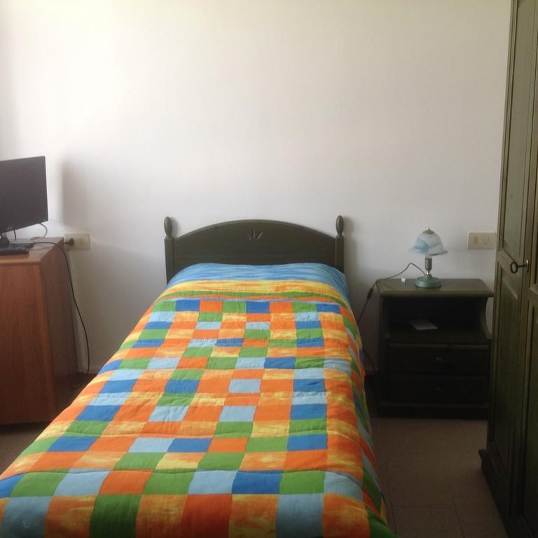 Il Sentiero Hotel Ostra Vetere Ruang foto